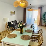 422 Quiet, Beautiful Flat With Sea View