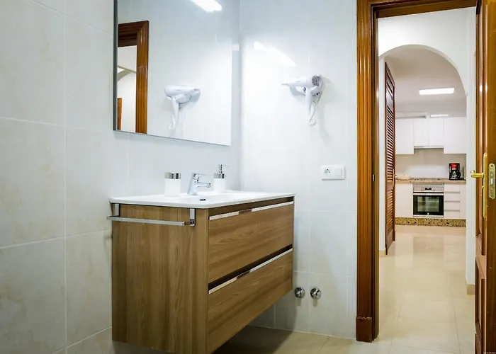 422 Quiet, Beautiful Flat With Sea View Apartman Playa Paraiso