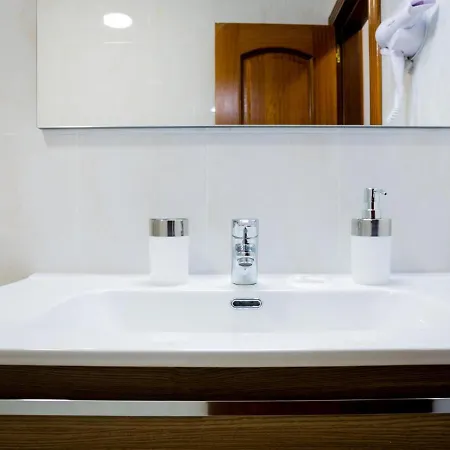 422 Quiet, Beautiful Flat With Sea View *
